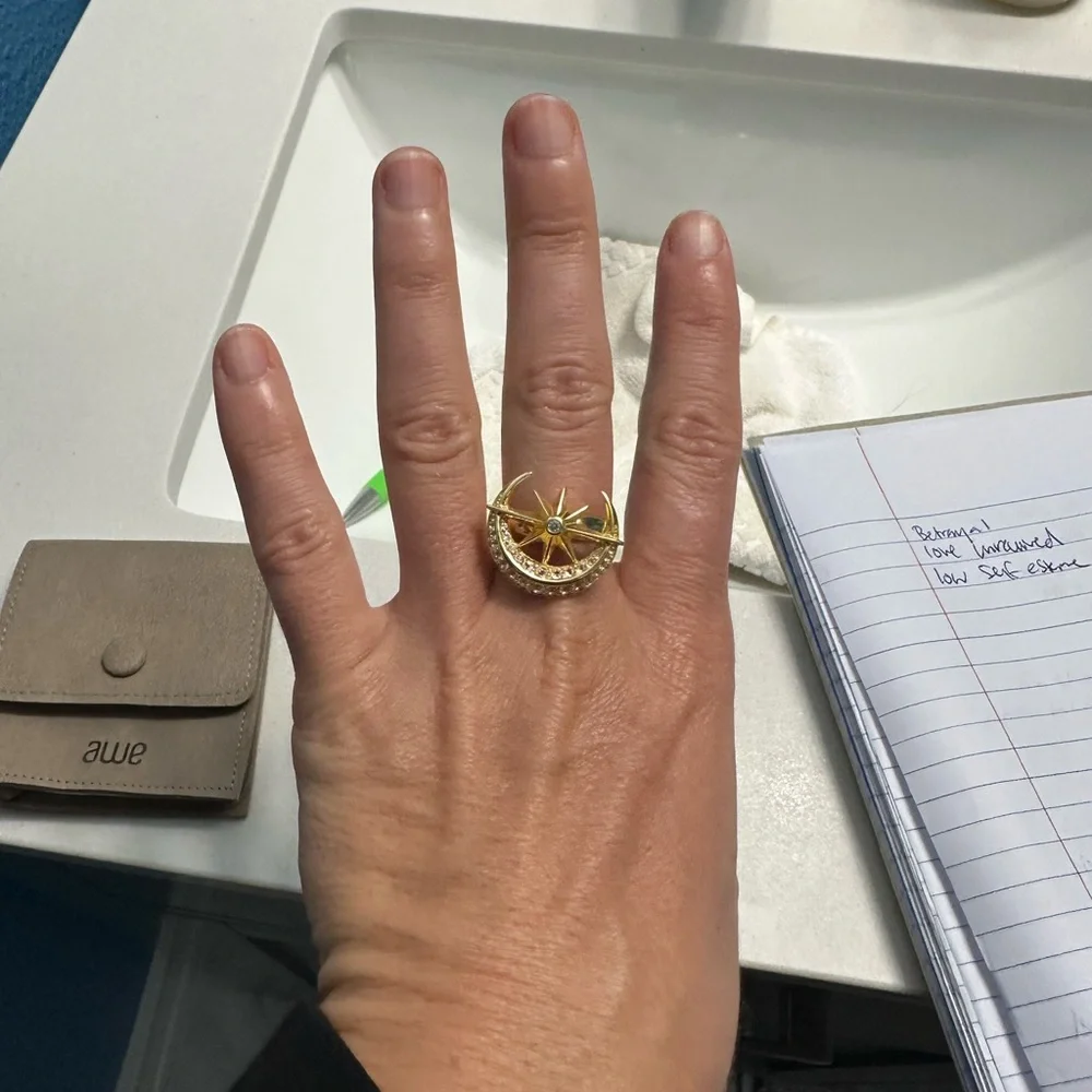 New awe inspired cosmic meditiation ring Gold Crescent Moon and Star - Picture 6 of 10